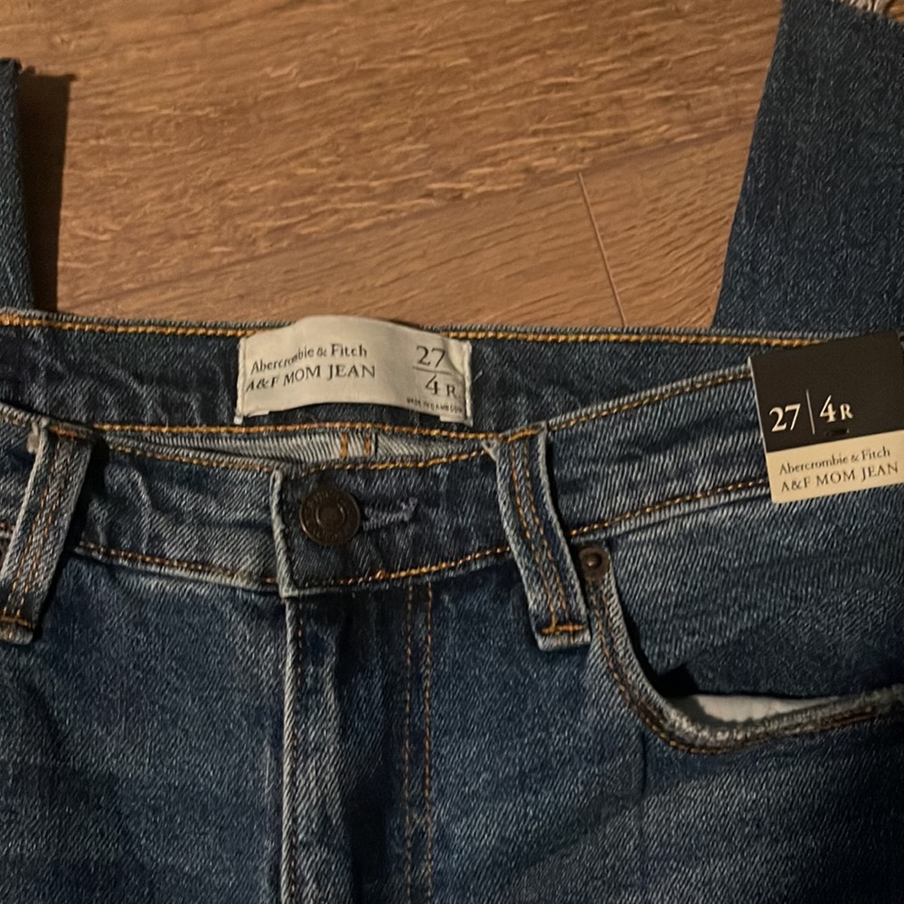 A&F Mom Jeans - Picture 2 of 4